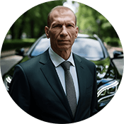Данилов Иван Николаевич — сотрудник компании «StarCars»