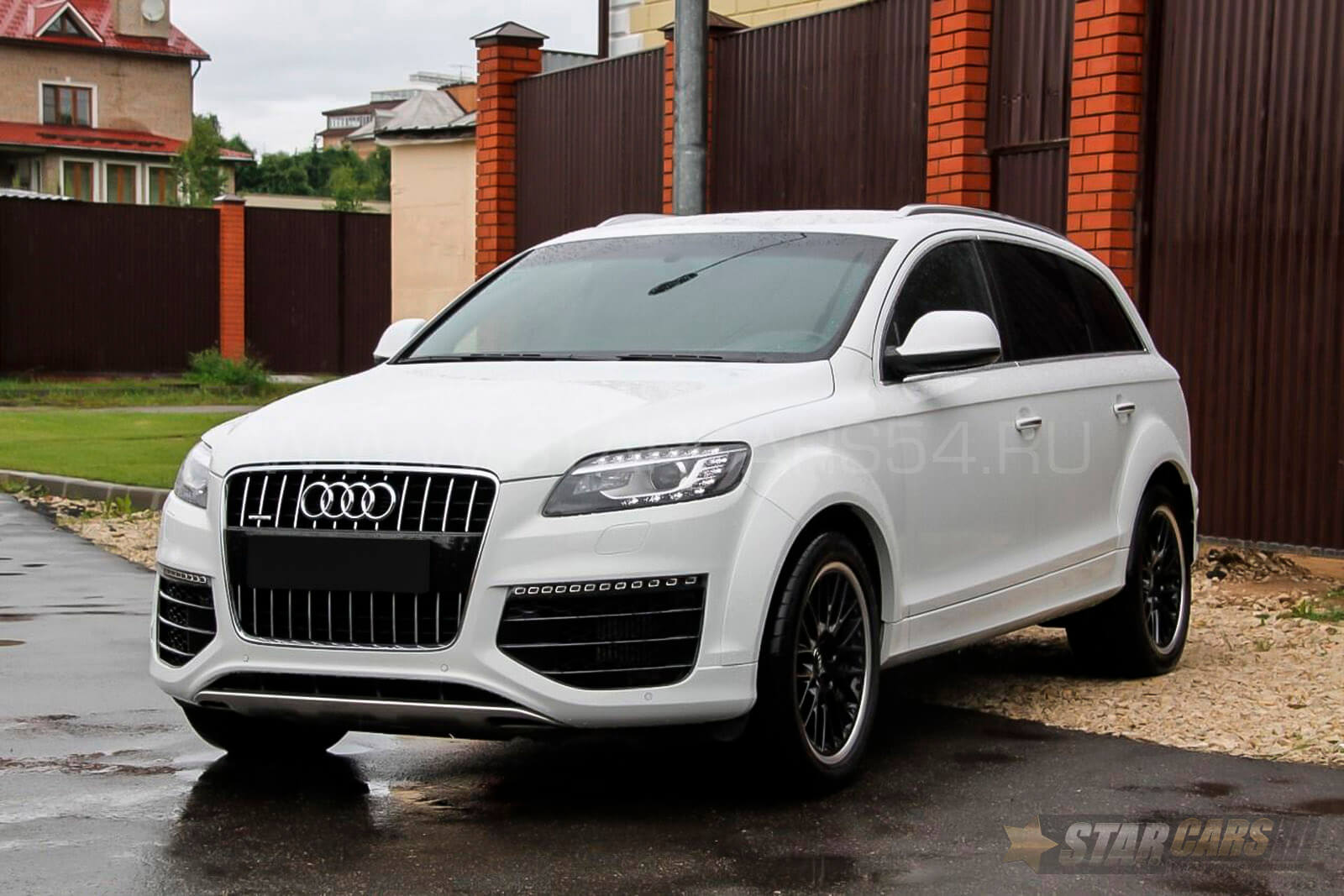 Аренда Audi Q7 (белая) с водителем