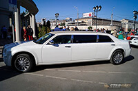 Фото 3 — Прокат лимузина Chrysler 300C Rolls Royce в Новосибирске