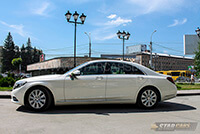 Фото 1 — Аренда белого Mercedes-Benz S-class w222 Long с водителем в Новосибирске