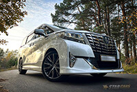 Фото 3 — Аренда минивэна Toyota Alphard белого цвета в Новосибирске