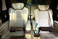 Фото 11 — Аренда минивэна Toyota Alphard белого цвета в Новосибирске