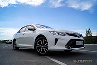 Фото 1 — Аренда белой Toyota Camry v55 Exclusive с водителем в Новосибирске
