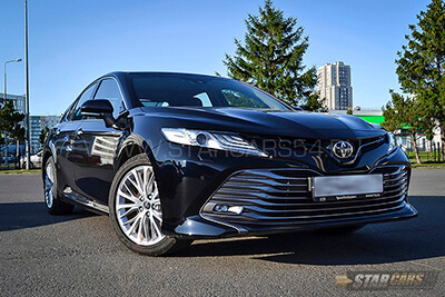 Toyota Camry v70