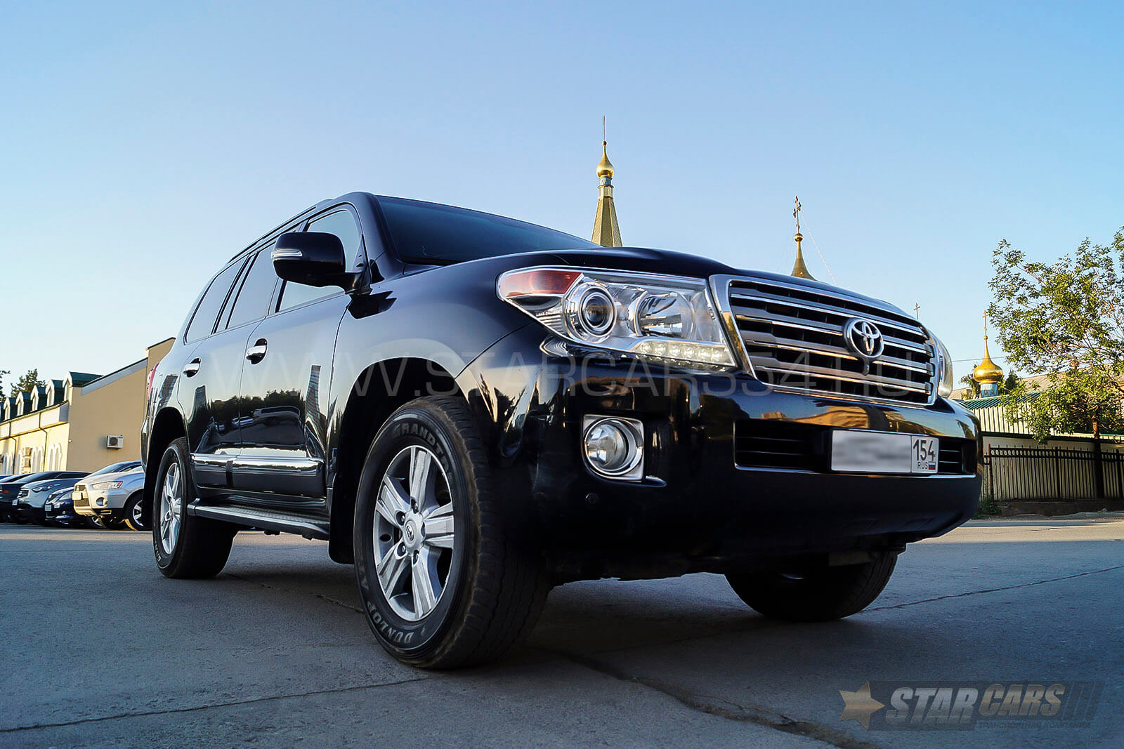 Аренда Toyota Land Cruiser 200 (черный) с водителем